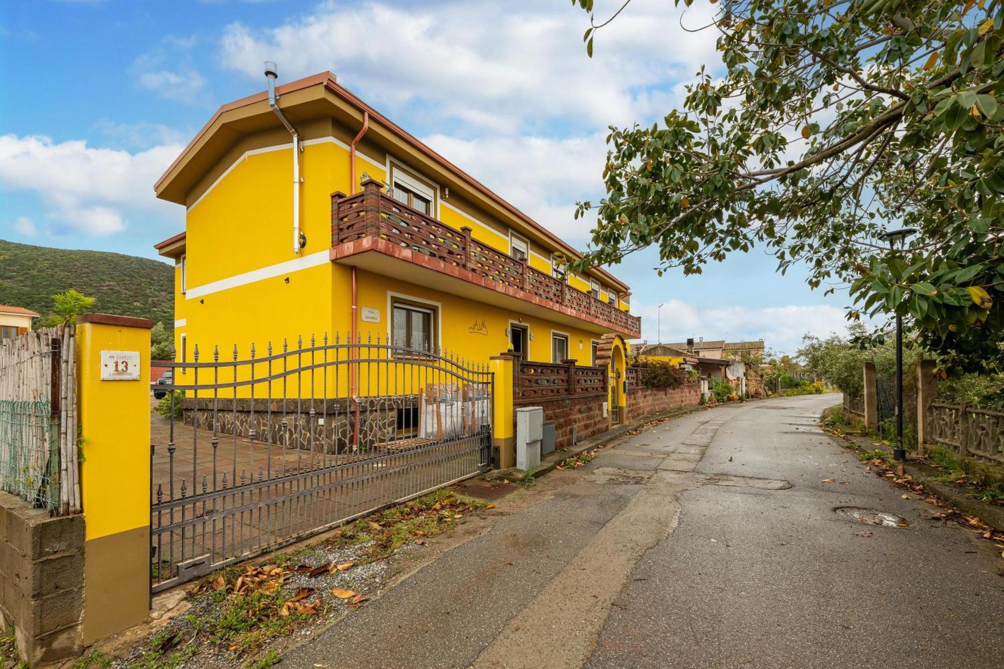 דירות SantʼAnna Arresi Casa Colonia 1 מראה חיצוני תמונה
